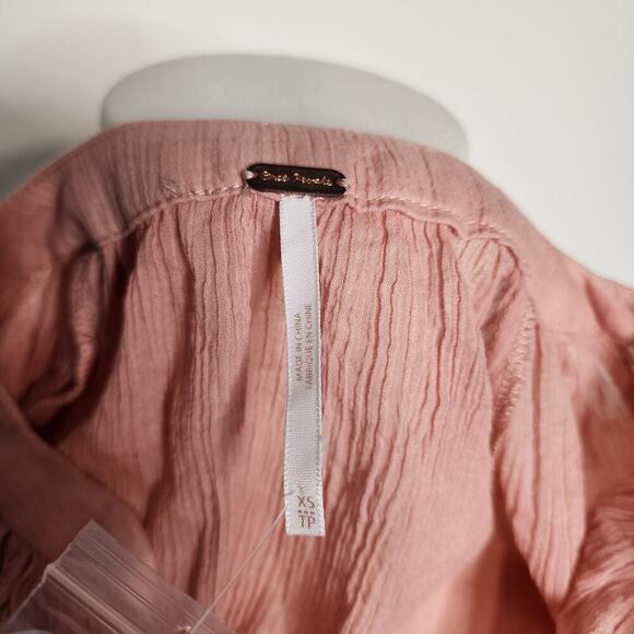 NWT Free People Coral Button Up Crepe Lightweight Semi Sheer Long Sleeve Sz XS - Picture 7 of 7